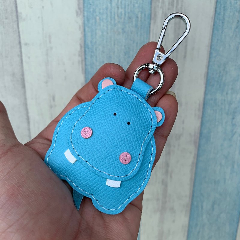 Healing small things light blue cute hippo hand-sewn leather keychain small size - ที่ห้อยกุญแจ - หนังแท้ สีน้ำเงิน