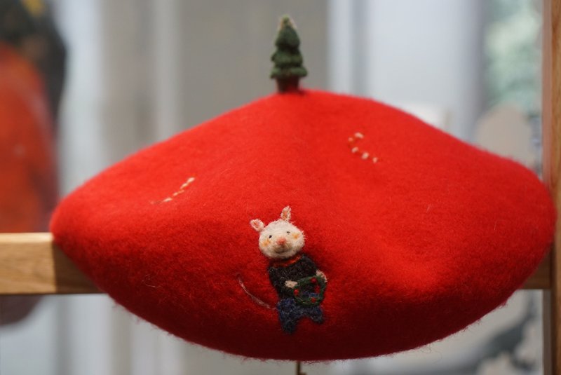 LuLita手作り帽子クリスマス新年レッド手作りウールフェルト画家帽子赤いベレー帽はカスタマイズできます - 帽子 - ウール レッド