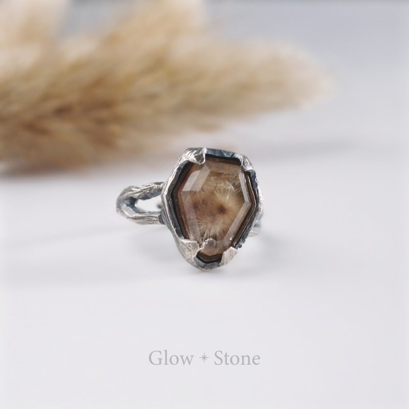 GLOWSTONE 金髮晶花體手工戒指 - 戒指 - 水晶 金色