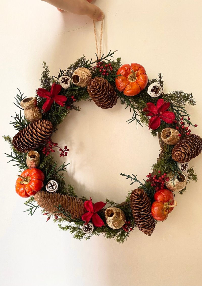 Christmas wreaths. Christmas gifts. Wreaths. Everlasting wreaths. Christmas decorations. Christmas arrangements. - Dried Flowers & Bouquets - Plants & Flowers Multicolor