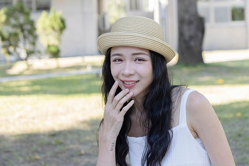 Unni古典優雅草帽(防曬)-編織帽 帽子 登山帽 草帽 防曬 straw ha - 帽子 - 聚酯纖維 咖啡色