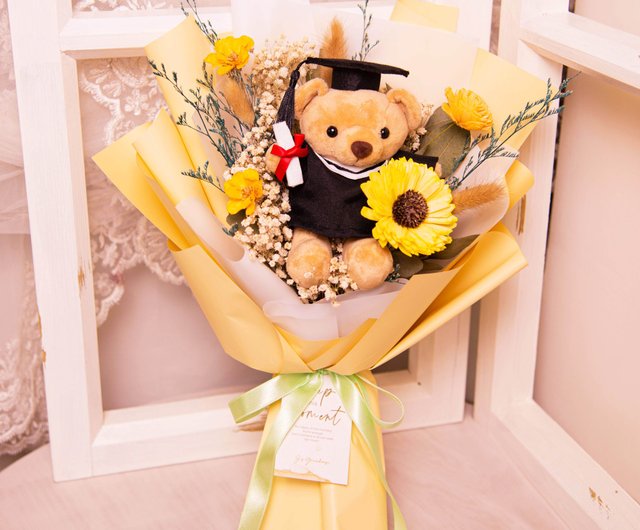 Eudora House mini bear bouquet, graduation gift, teacher's day flower gift  - Shop eudorahouse Dried Flowers & Bouquets - Pinkoi