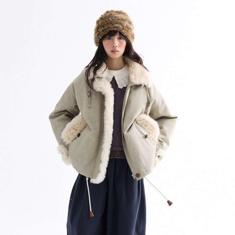 Stand Collar Raw Hem Down Jacket | Outerwear | Winter | Sora-2012 - เสื้อแจ็คเก็ต - ผ้าฝ้าย/ผ้าลินิน สีกากี