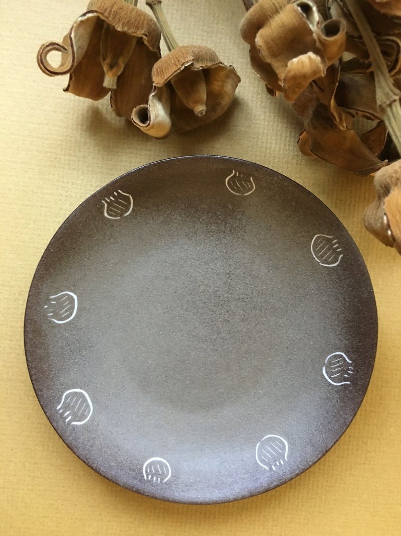 Planted island of Taiwan plant series of fruit lace discs - Small Plates & Saucers - Pottery Brown