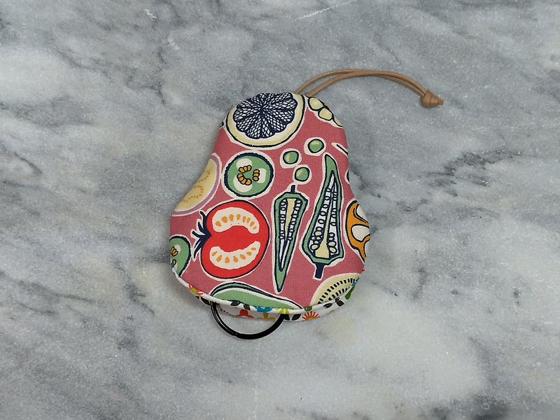 Fruits and vegetables (deep powder) pear-shaped key case【K191206】 - Keychains - Cotton & Hemp Multicolor