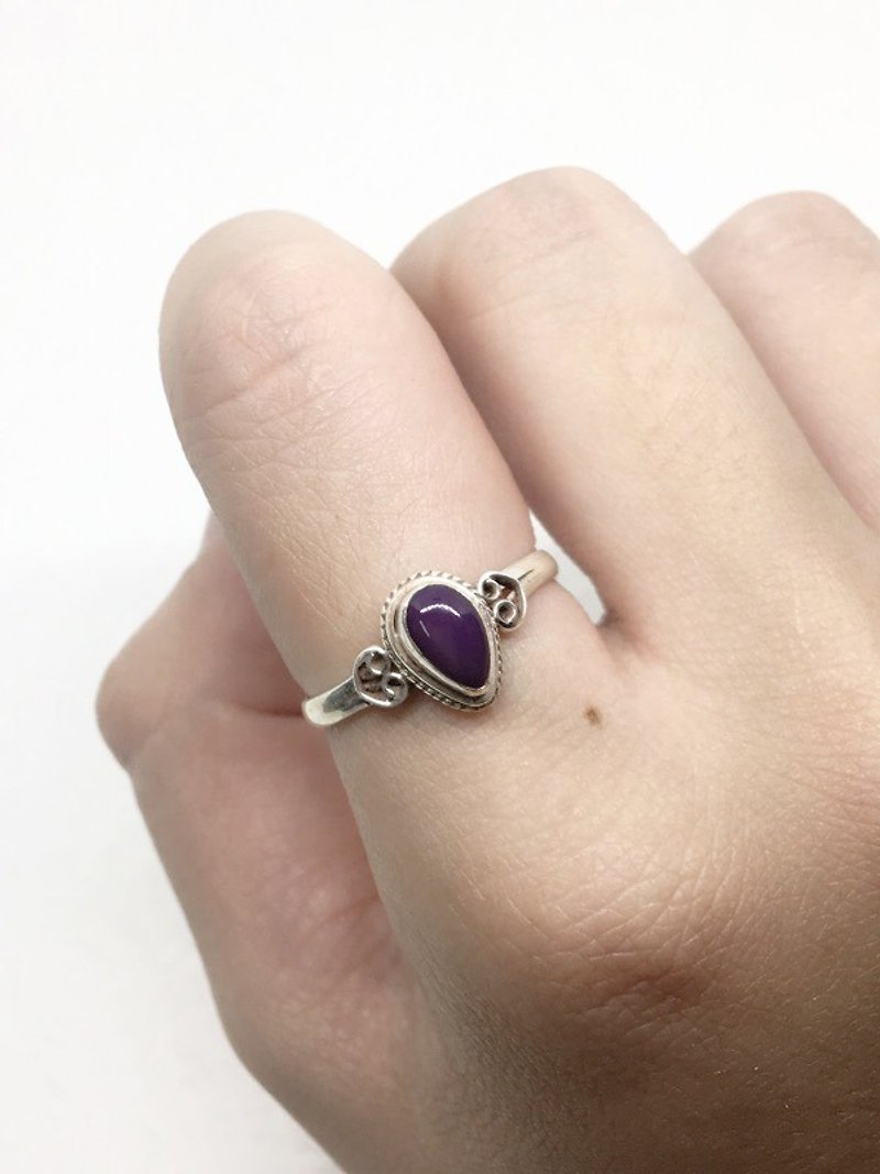 舒俱徠石925純銀心形設計戒指 尼泊爾手工鑲嵌製作(款式2) - 戒指 - 寶石 紫色
