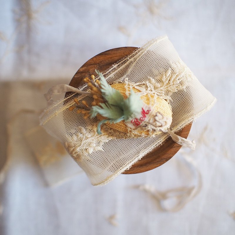 Mini Bonnet. Mimosa. Doll head accessories. - 髮夾/髮圈 - 棉．麻 黃色