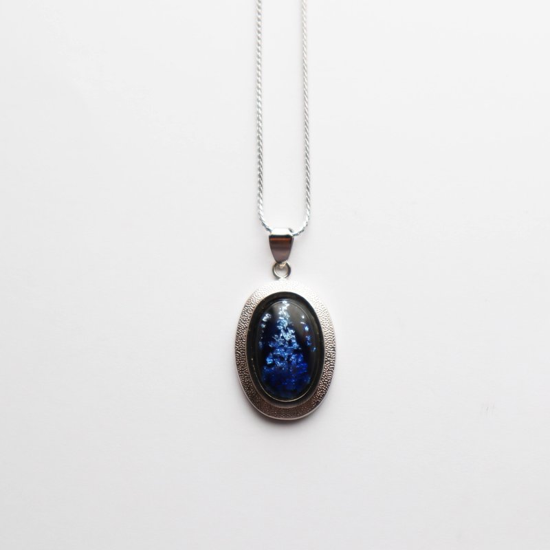 銀河【Sapphire】七宝焼のペンダント 純銀箔ちらし七宝 - 項鍊 - 其他材質 藍色