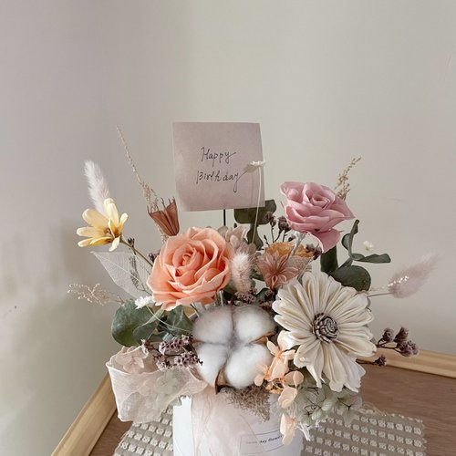 プリザーブドフラワーアレンジメント プリザーブドフラワーアレンジメントギフトRED#3 | Natural