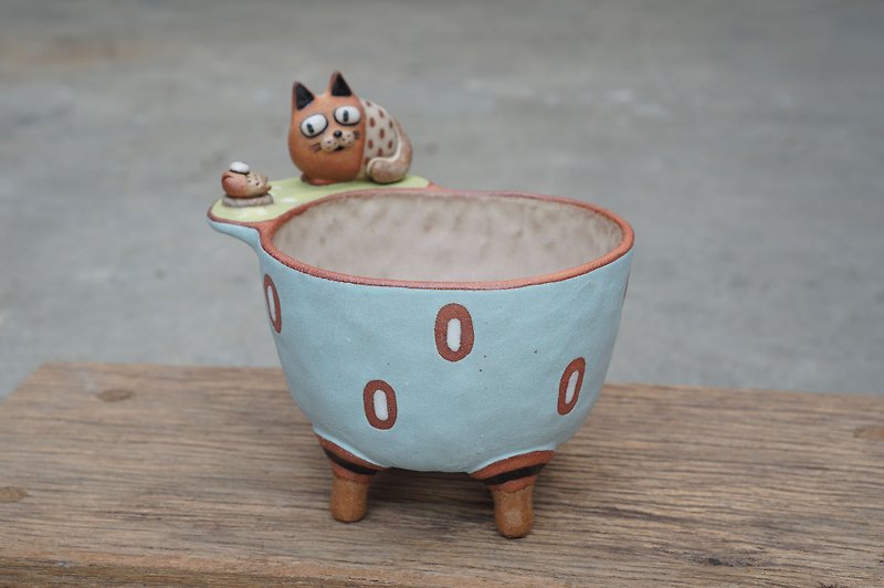 Cat plant pot , handmade ceramic. - Pottery & Ceramics - Pottery Multicolor