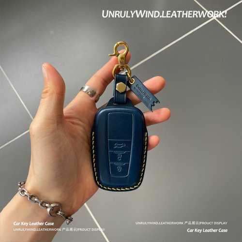 UnrulyWind.LEATHERWORK 適用豐田陸放鑰匙套專用13代14代皇冠路放威爾法車扣手工義大利真