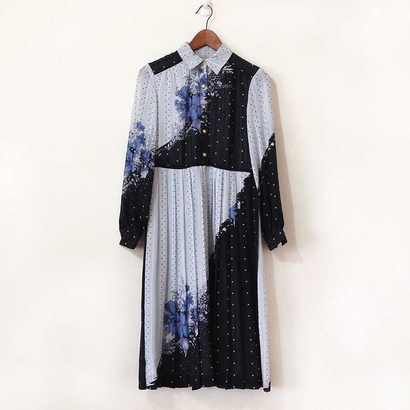 Ancient dress black gray gray blue gray long-sleeved pleated dress - ชุดเดรส - เส้นใยสังเคราะห์ สีดำ