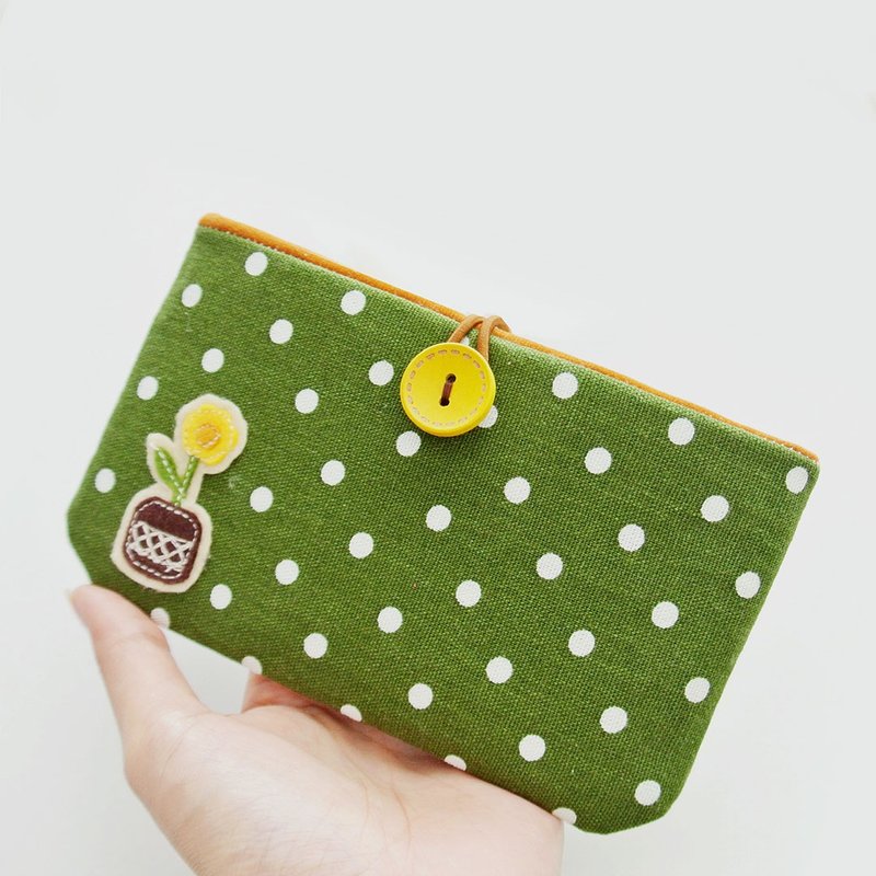 Phone Pouch, Cellphone Cover, Mobile Phone Case, iPhone Sleeve-Cactus Lovers (G) - เคส/ซองมือถือ - ผ้าฝ้าย/ผ้าลินิน สีเขียว