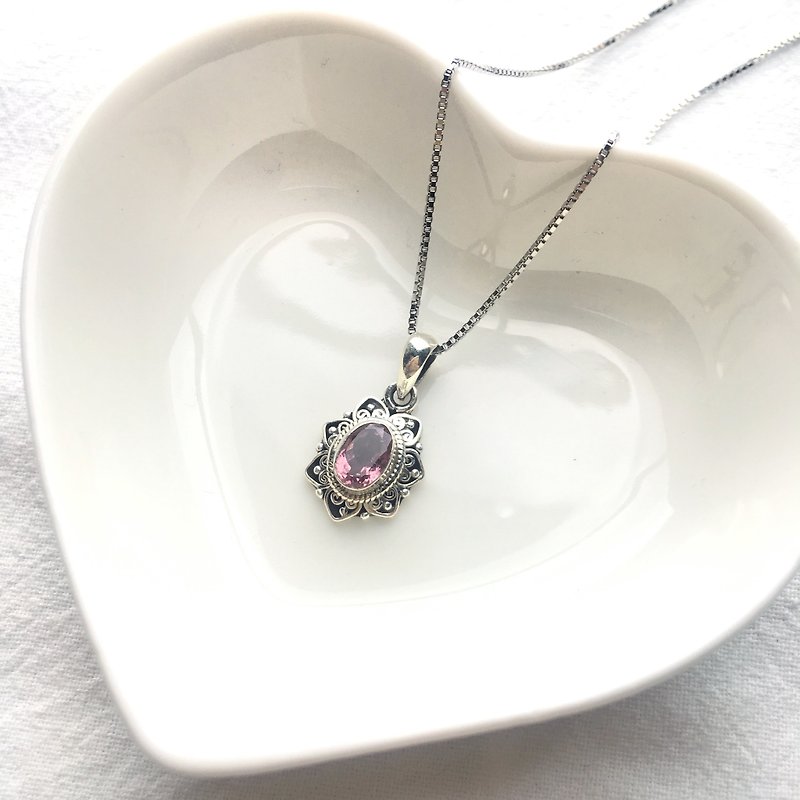Pink tourmaline 925 sterling silver lace necklace Nepal handmade silverware - Necklaces - Gemstone Pink