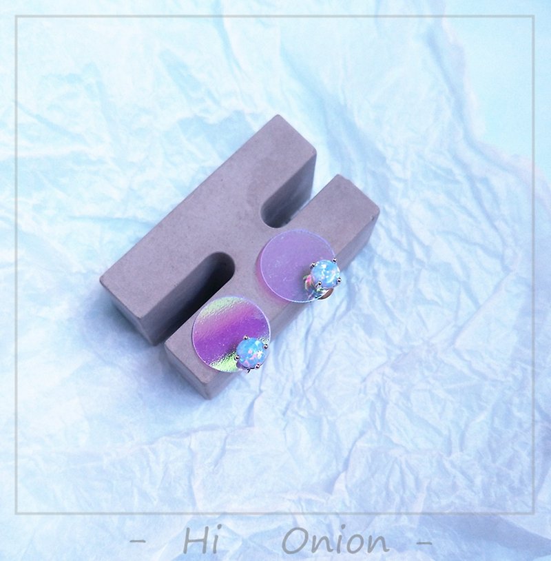 HiOnion Cherbourg's Umbrella Original Design Opal Stone Stud Earrings Laser Light Platinum Symphony Earrings Ear Clips - Earrings & Clip-ons - Stone 