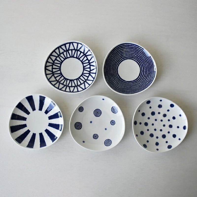 [Sakai Pottery] Hasamiyaki Blue Jade Pattern Five-piece Salad Plate (5-piece) - Gift Box Set - Plates & Trays - Other Materials Multicolor