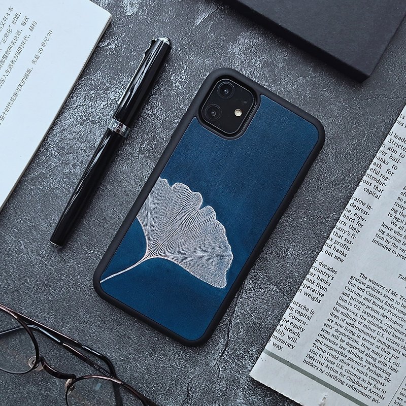 Dark blue ginkgo biloba iphone11pro 7 8plus x xs max xr leather phone case protective case - เคส/ซองมือถือ - หนังแท้ สีน้ำเงิน