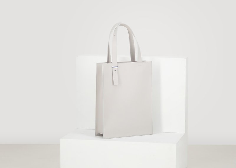 DA04 Tote M - Grey (Minimal Leather Bag) - 電腦包/筆電包 - 真皮 灰色