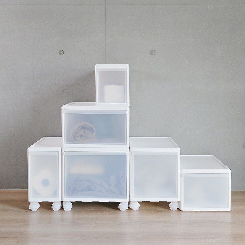 Japan like-it UNI-COM drawer cabinet with wheels-3 high 3 low-6 into the set - Storage - Plastic White