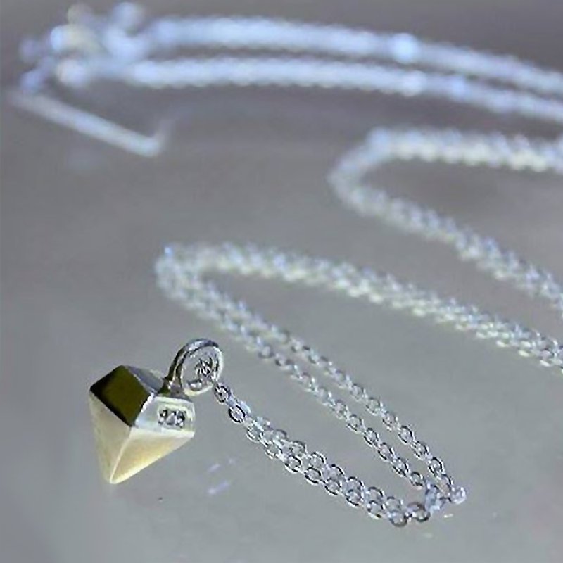 PIXKMEORDIE一克拉的夢想細緻線條鑽石幾何圖形手工925銀鎖骨鍊 - 項鍊 - 銀 銀色