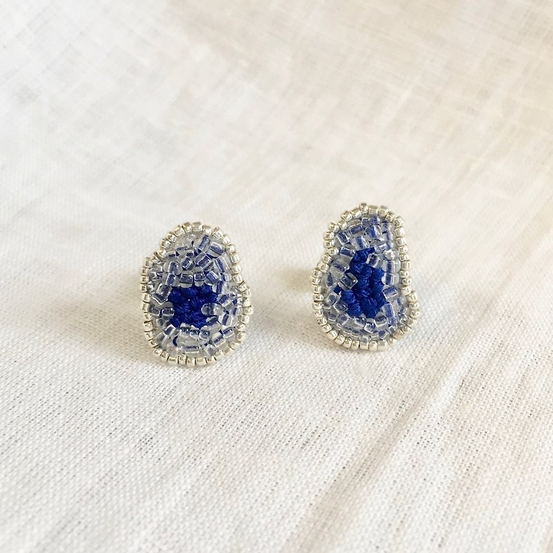 Thaw d - Earrings & Clip-ons - Glass Blue