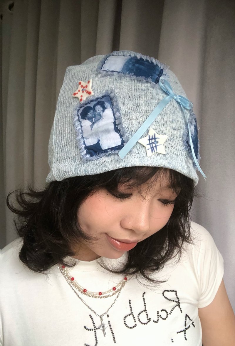 Cyanotype Film Retro Art Cute Autumn and Winter Accessories Hollow Beanie - หมวก - ผ้าฝ้าย/ผ้าลินิน สีน้ำเงิน