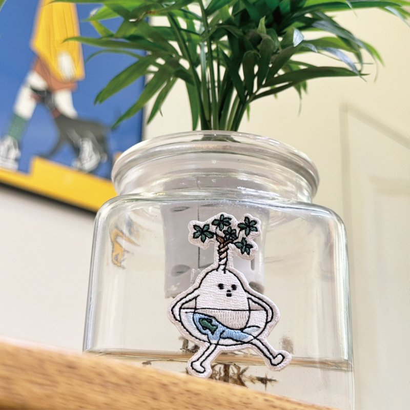 │ 居家小物│ 財財森多盆器貼 - 刺繡 發財樹 背膠 - 徽章/別針 - 繡線 