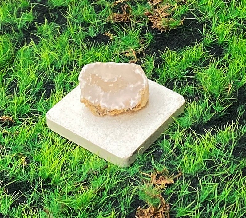 瑪瑙愛心白晶洞 // 白水晶 // 天然原礦 // 招財開運 // 快速出貨 - 擺飾/家飾品 - 水晶 多色