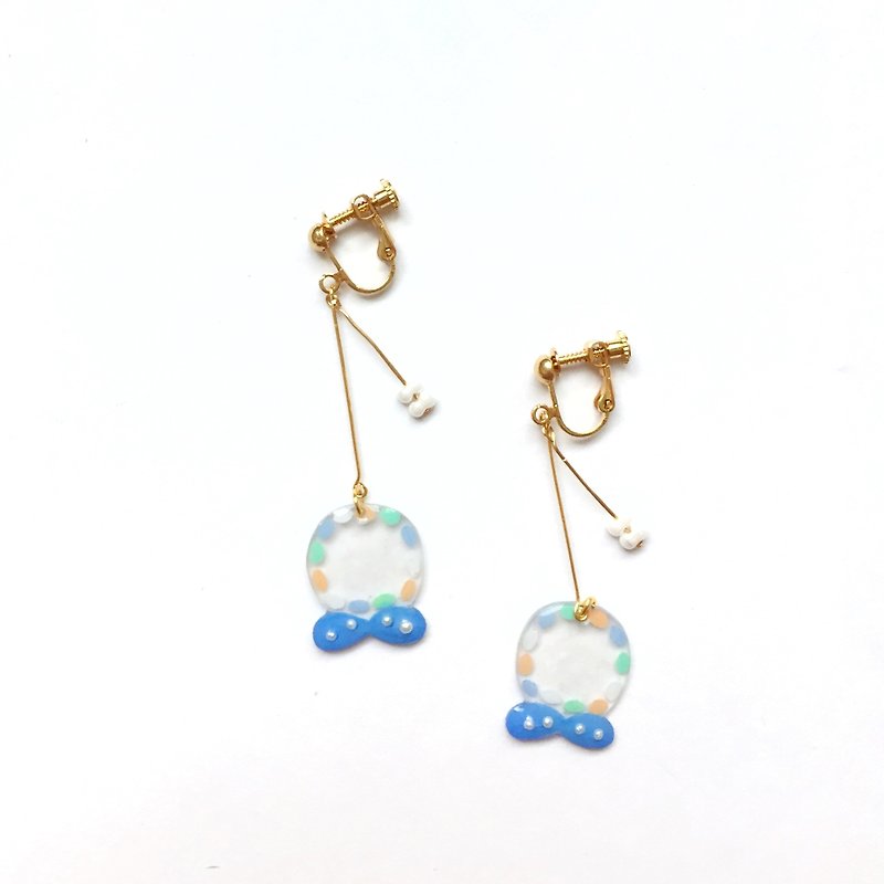 Golden Bell Flower Clip/Pin Earrings - ต่างหู - พลาสติก สีใส