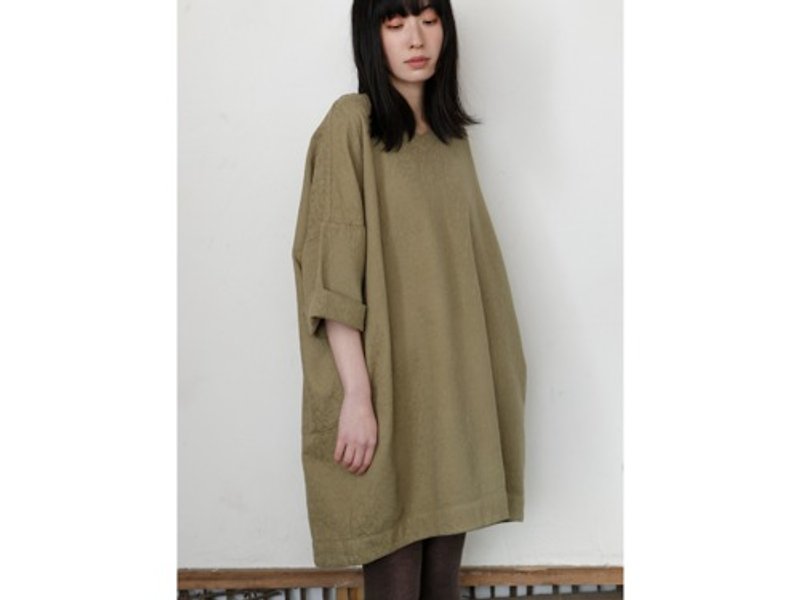 << Yomogi dyed >> blister guard big one-piece dress 8714-04002-48 - ชุดเดรส - ผ้าฝ้าย/ผ้าลินิน 