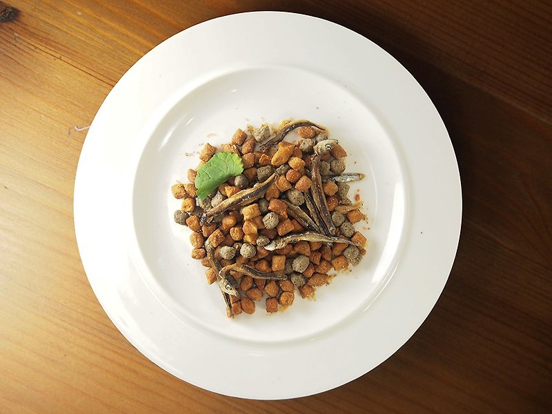 Vanilla kitchen cat natural grain (Japanese silver with squid) - อาหารแห้งและอาหารกระป๋อง - อาหารสด 