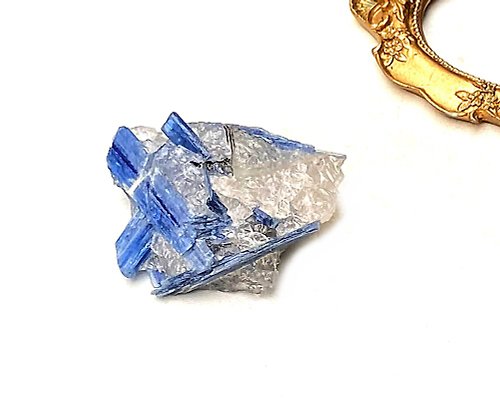 fitter 天然原礦藍晶石共生白水晶 辦公室 居家 療癒 擺件 可消磁手鍊