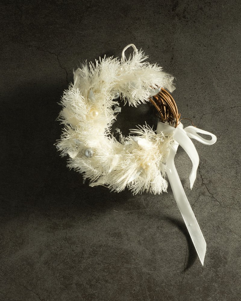 白羽聖誕系列 - 小花圈 - 乾燥花/永生花 - 植物．花 白色