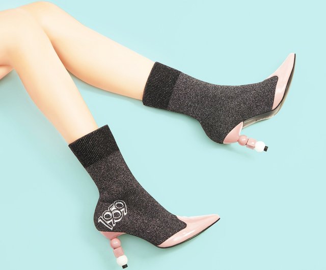 バービーxhoa 先のとがったつま先の靴下とハイヒール ピンクシルバー 5336 ショップ House Of Avenues パンプス Pinkoi