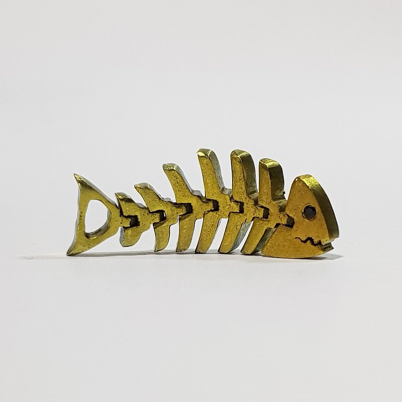 โลหะ พวงกุญแจ สีทอง - I am a titanium fish bone #T109003