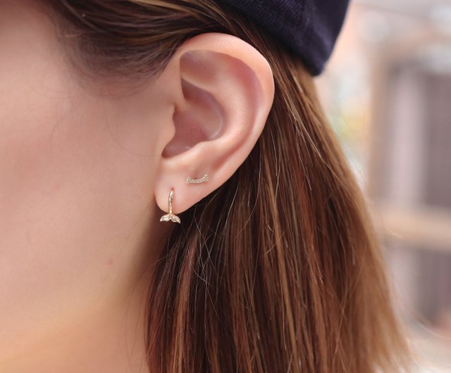 14K ホエールロック イヤリング 内径 8mm - ショップ CHARIS GRACE