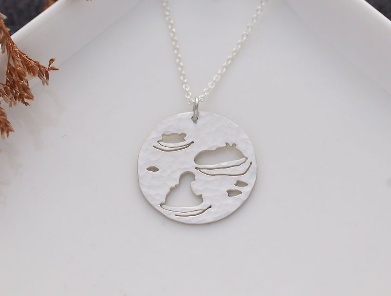 ni.kou water hippo animal pendant necklace in sterling silver - สร้อยคอ - โลหะ 