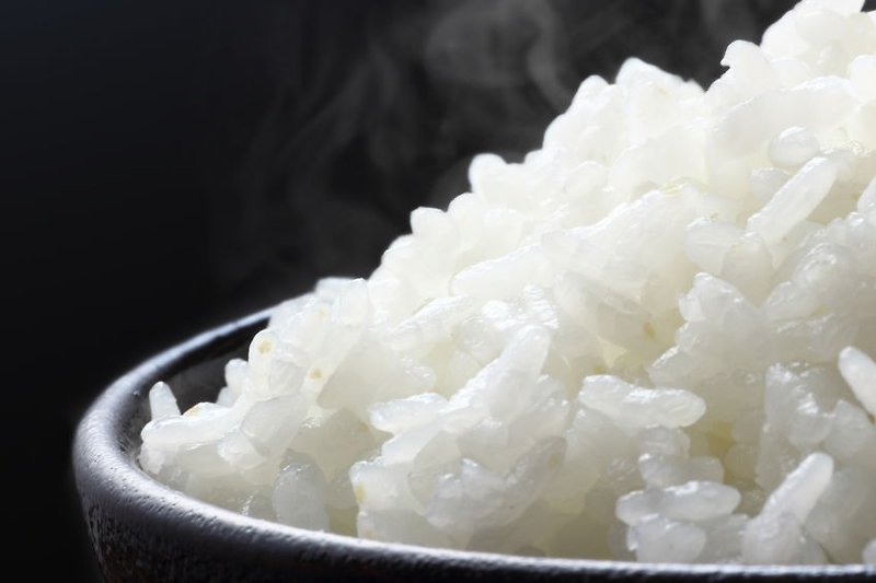Group buy concessions group [elderly rice] experts designated comparable to the Japanese more light rice Japanese cuisine / sushi vinegar essential 1.2 kg × 4 packets - บะหมี่ - อาหารสด ขาว