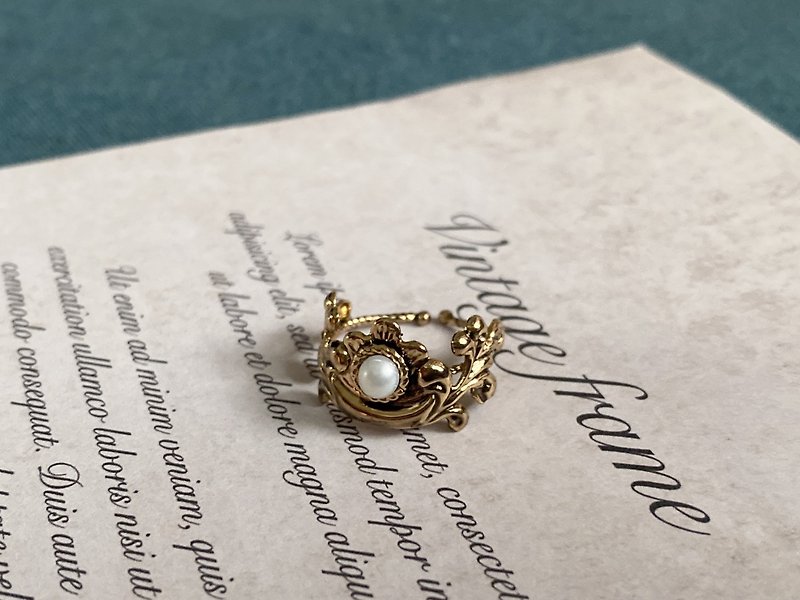 |Flowing gold|Venus Bronze antique gold-plated classical pearl ring - แหวนทั่วไป - ทองแดงทองเหลือง สีทอง