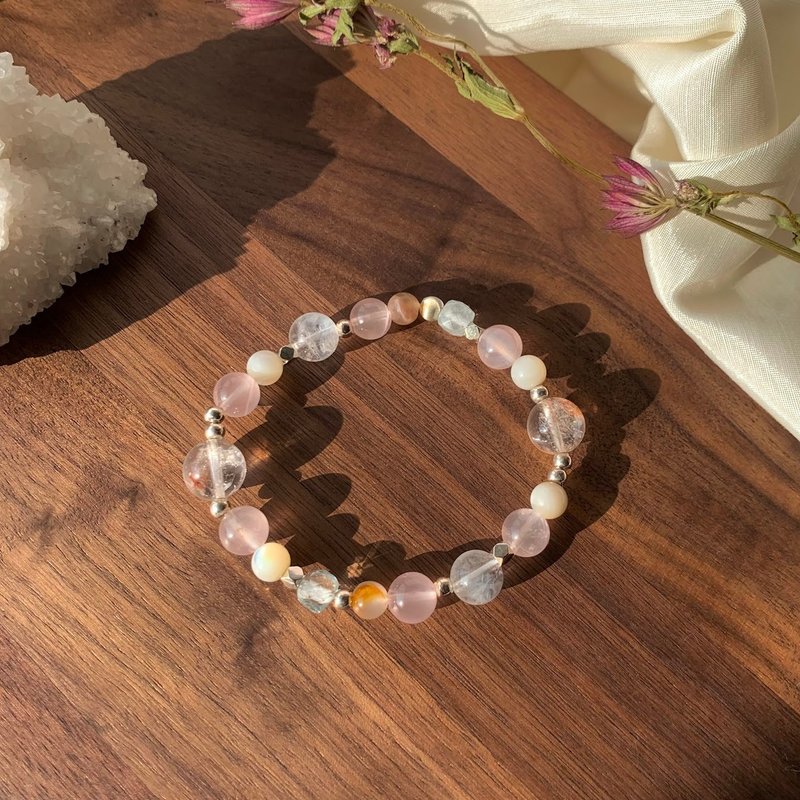 心中有愛花園系列-奶油粉霧/ 莫桑比克粉晶、托帕石 /客製禮物 - 手鍊/手環 - 水晶 