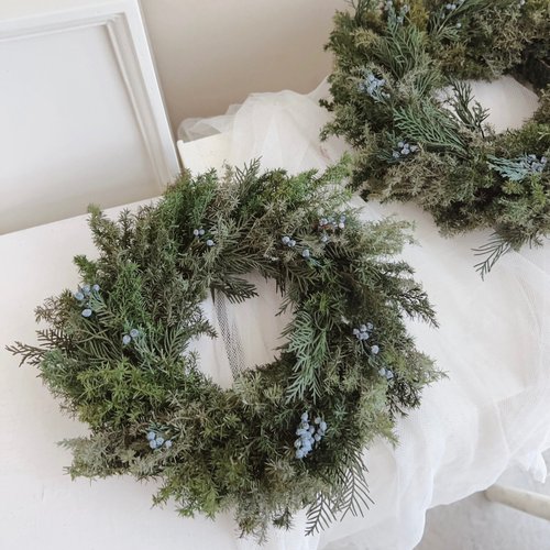 DIY Everlasting Cedar Christmas Wreath Material Set - Shop mellowartstudio  Plants & Floral Arrangement - Pinkoi