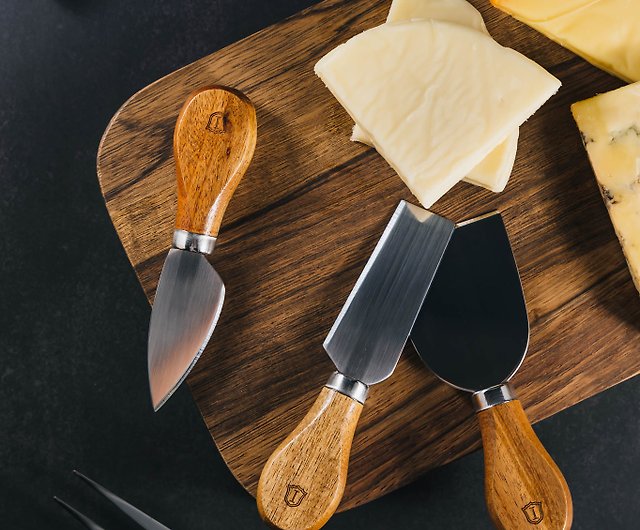 Acacia Wood Cutting Board and Cheese Knives 4 Piece Set