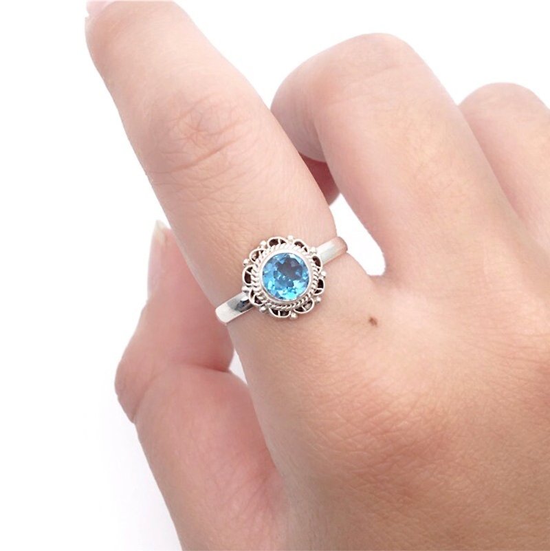 藍托帕石925純銀花邊戒指 尼泊爾手工鑲嵌製作(款式2) - 戒指 - 寶石 藍色