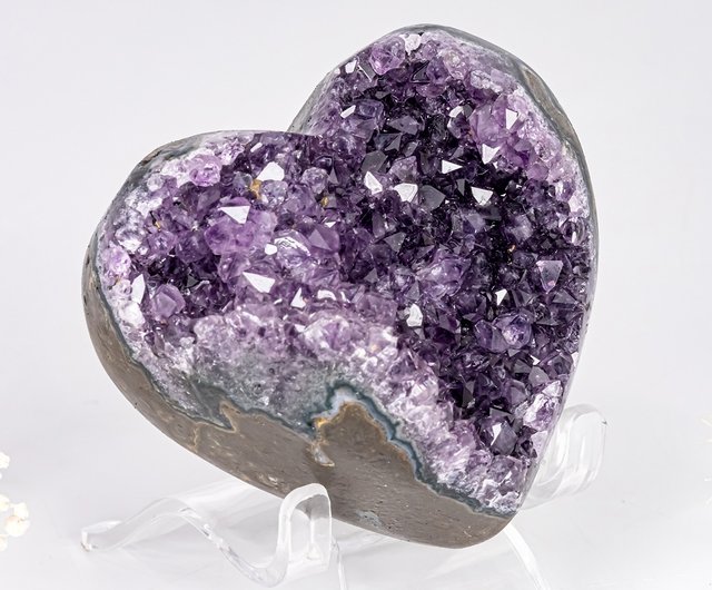 トップクオリティ　ウルグアイ産　アメジストクラスター　ハート型　アメジスト　10 トップクオリティ ウルグアイ産 アメジストクラスター ハート型
