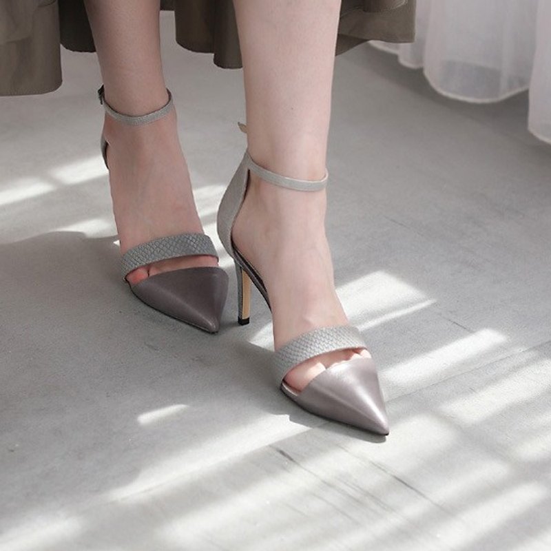 Fine wire around the ankle basket empty leather fine high heels lotus root - Sandals - Genuine Leather Gray
