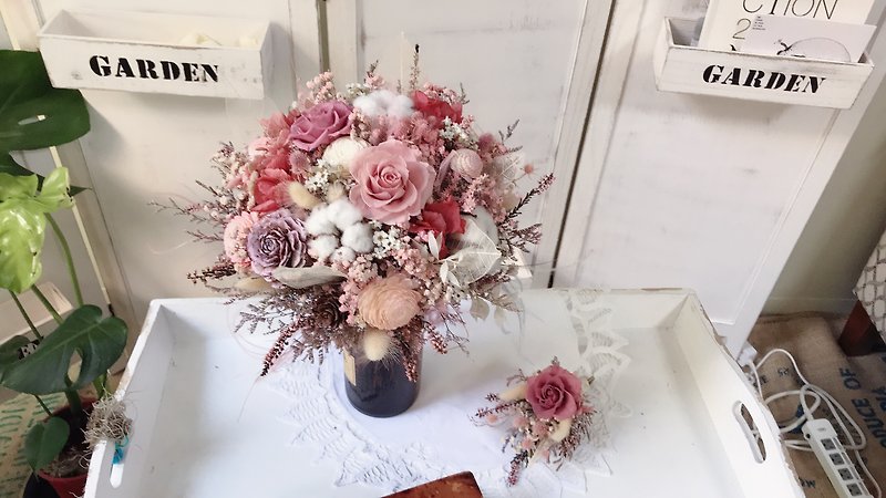 The alley Moer retro French slow breathing. Bridal bouquet, eternal flower, wedding bouquet - Dried Flowers & Bouquets - Plants & Flowers Pink