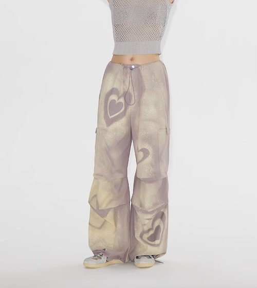 CONP: Citizen of No Place Heart Painted Parachute Trousers 愛心噴繪涂鴉傘兵褲