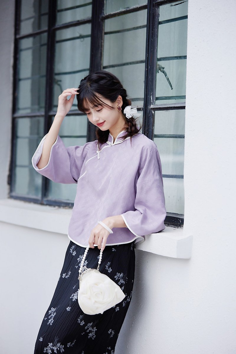 The eldest lady of the Republic of China purple dark pattern jacquard Chinese style inverted large sleeve top new Chinese style Republic of China style Hanfu - กี่เพ้า - เส้นใยสังเคราะห์ สีม่วง