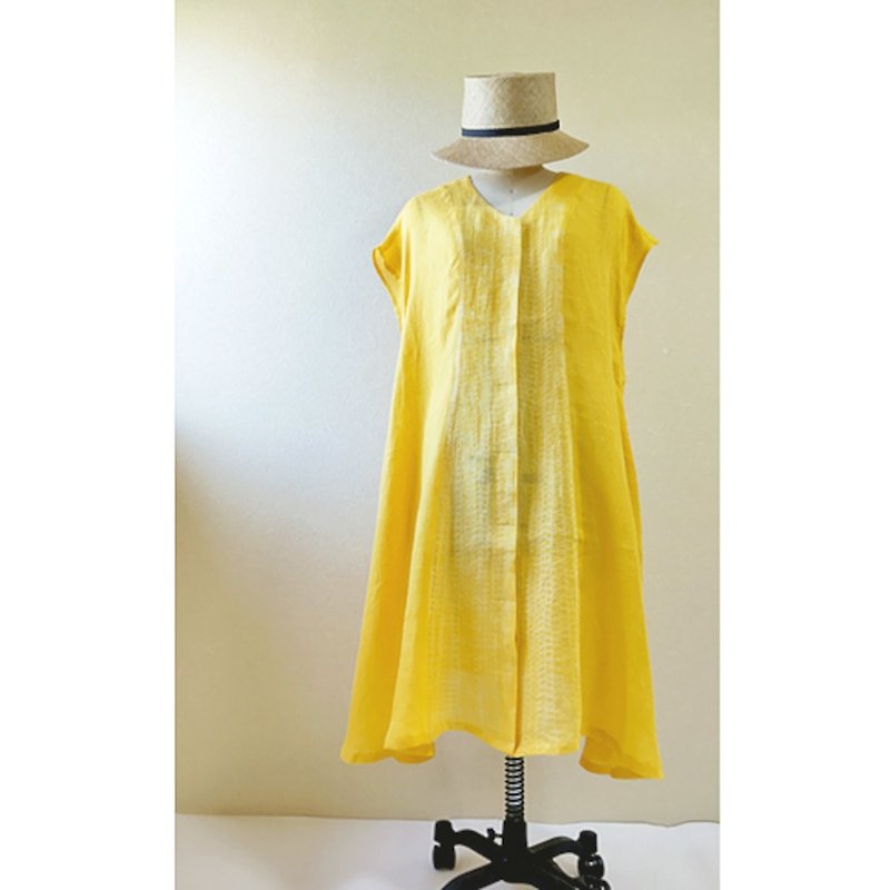 Made in Japan. A striking yellow gauze Linen dress with a front opening (hidden placket). Hand-sewn long vest - One Piece Dresses - Cotton & Hemp Yellow