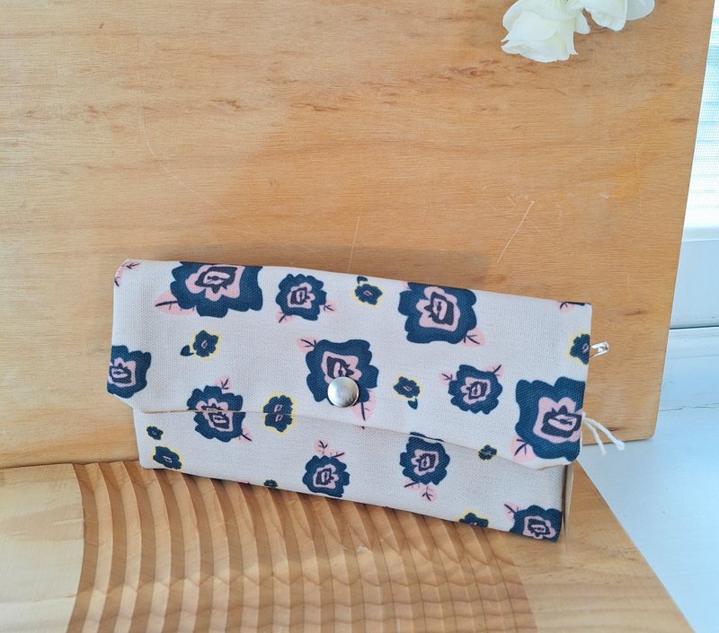 Designed print  wallet -Taiwanese Europe flower - Wallets - Polyester 